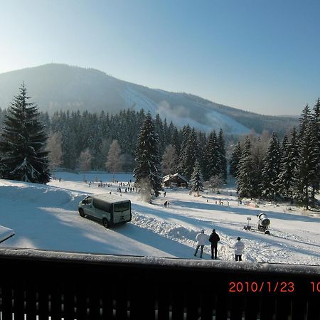 Pension Vinkl Harrachov Buitenkant foto