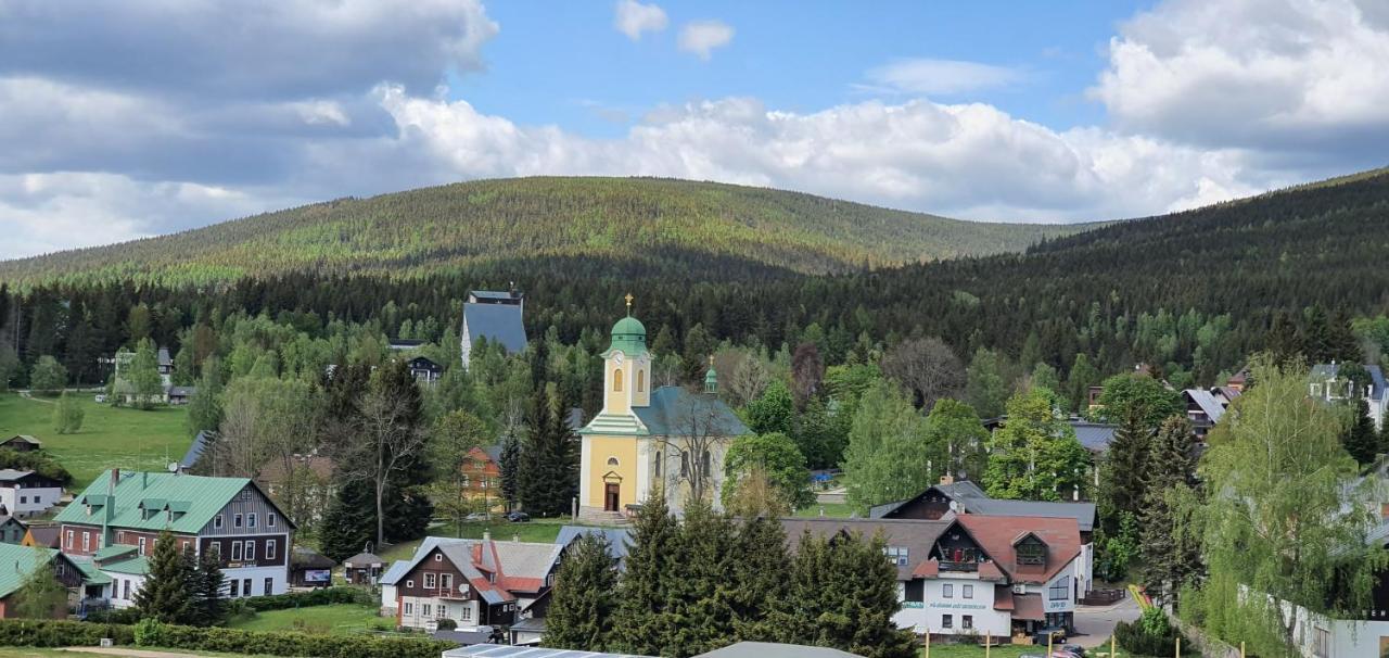 Pension Vinkl Harrachov Buitenkant foto
